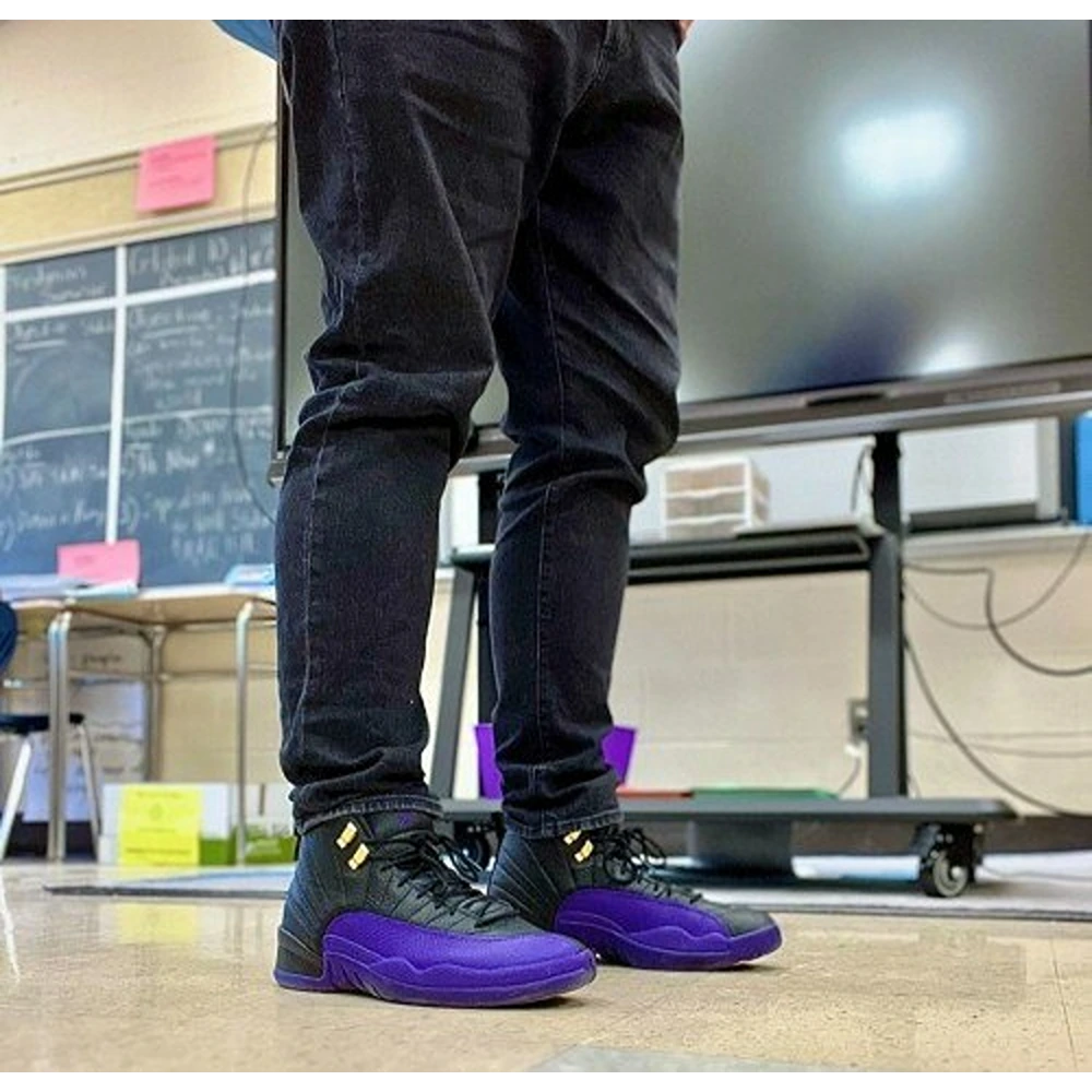 26-Jordan-12-Field-Purple-3199-2.webp