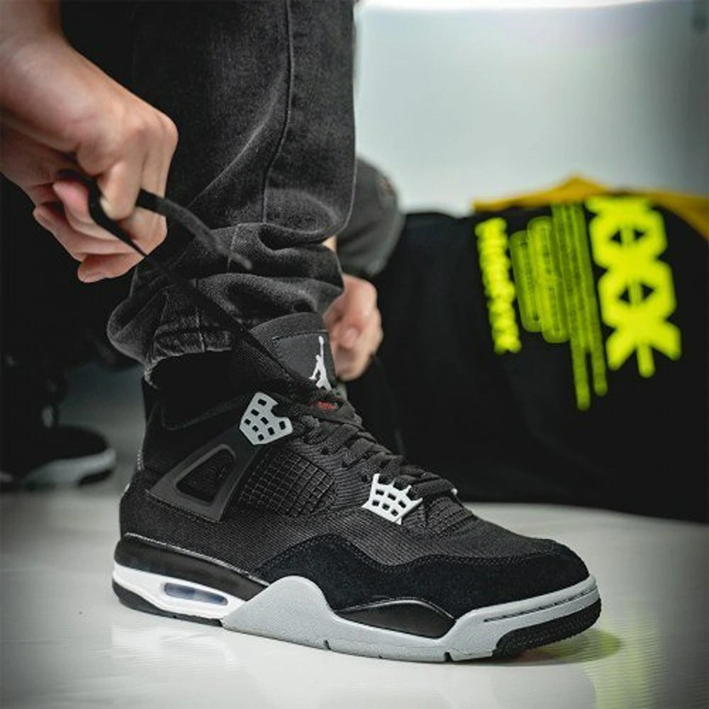 29-Air-Jordan-Retro-4-SE-GS-Black-Canvas-3199.webp