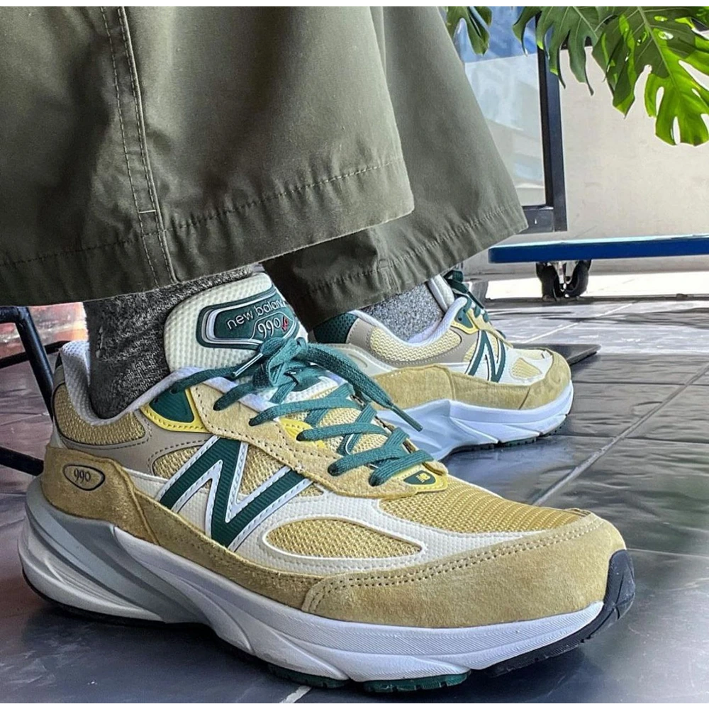 34-New-Balance-990-v6-Lemonade-3500-1.webp