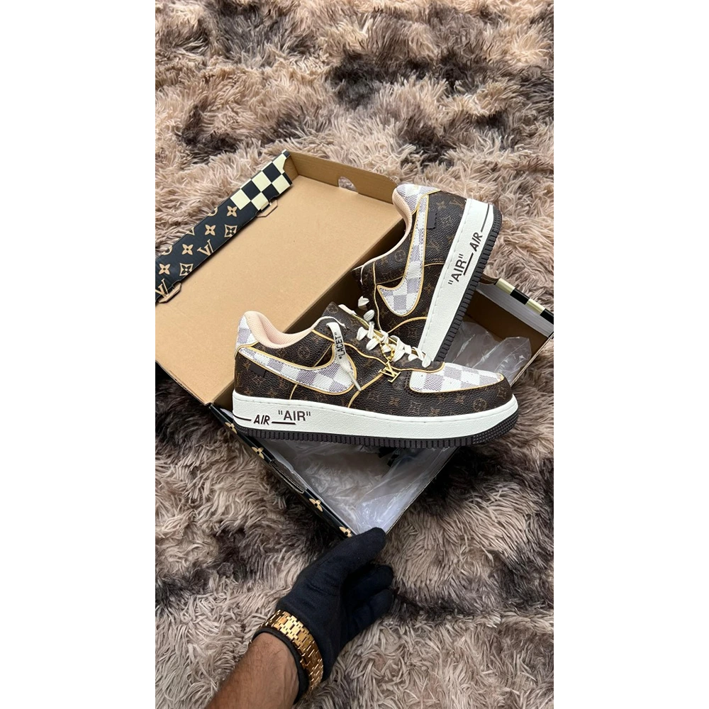 4-Nike-air-airforce-1-x-monogram-3200.webp
