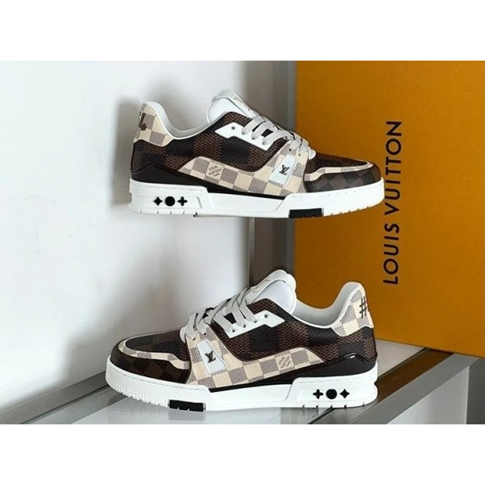 6-Nike-Air-lv-new-trainer-brown-3799.webp