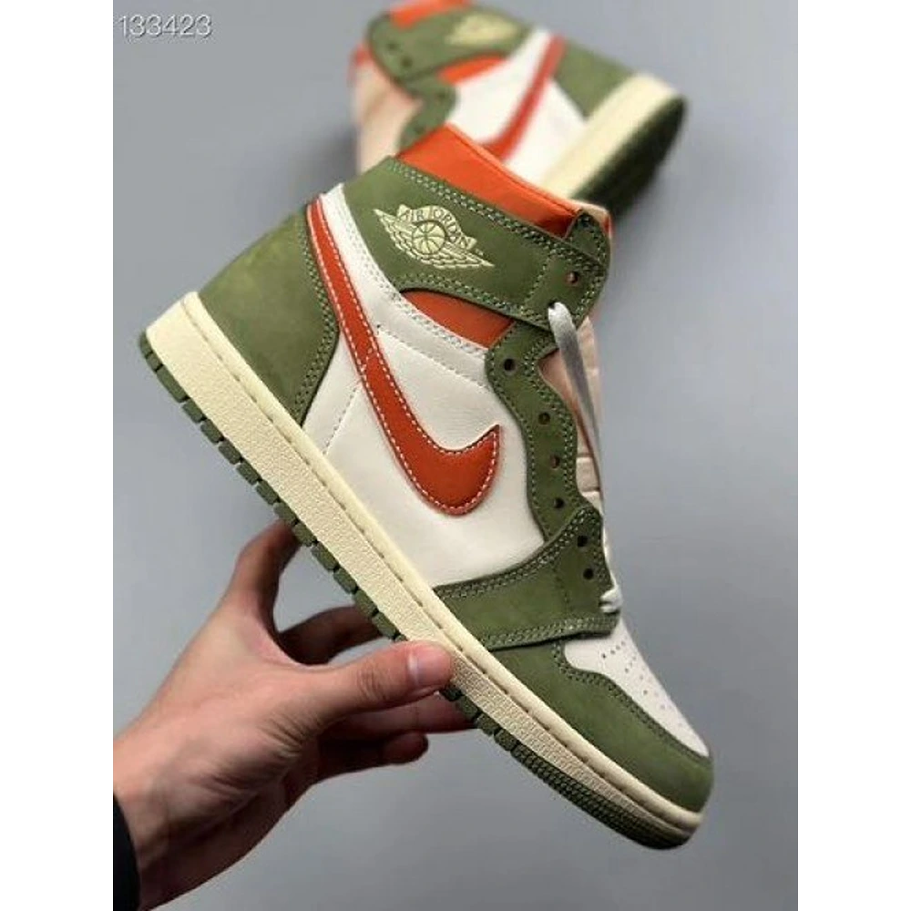 7-Air-Jordan-1-High-Retro-OG-Craft-Celadon-3399-3.webp