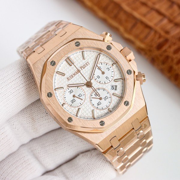 Audemars-pigue_t-royal-oak-chronograph-gold-3.jpg