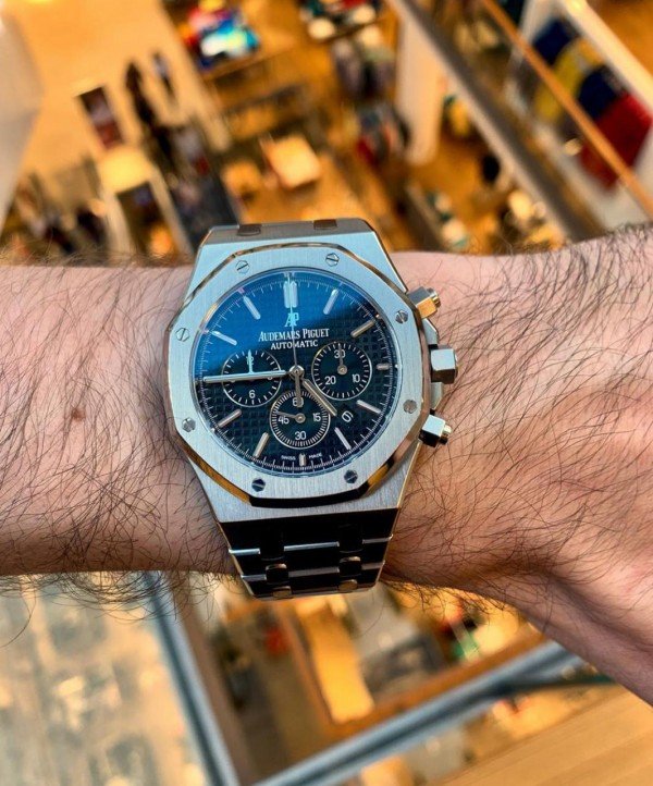 Audemars-pigue_t-royal-oak-chronograph-silver.jpg