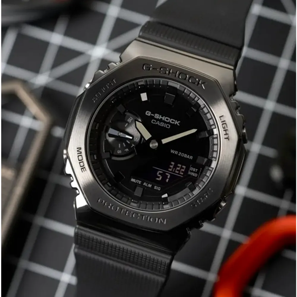 Casio-g-shock-1899-1.webp