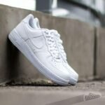 Nike Shoes : Men's Trendy Daily Wear Casual Shoes - White (BNK-2289263)