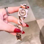 Classy Michael Kors Watch For Women (SG-8526)
