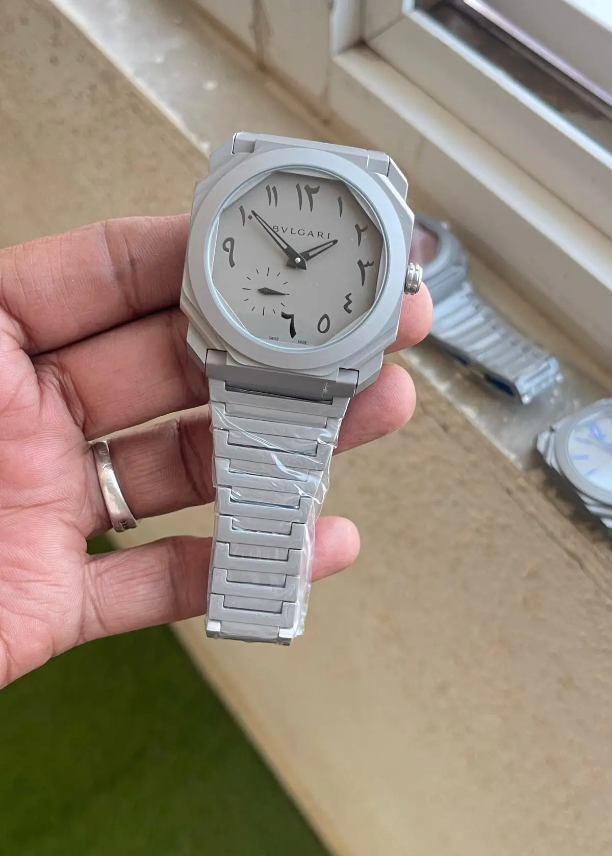 Bvlgari Octo Finissimo 103023 Grey (3) Bvlgari Octo Finissimo 103023 Grey