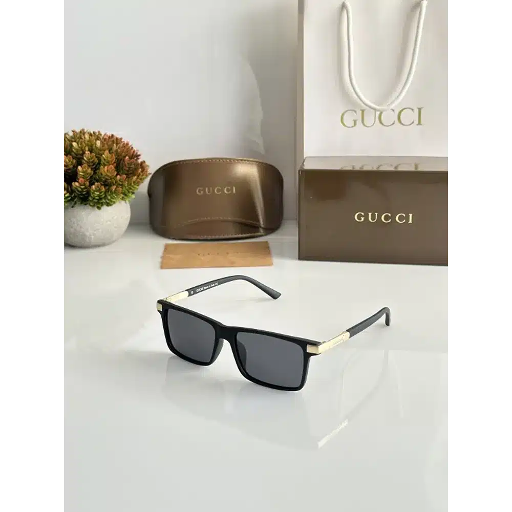 Gucci_-999b.webp