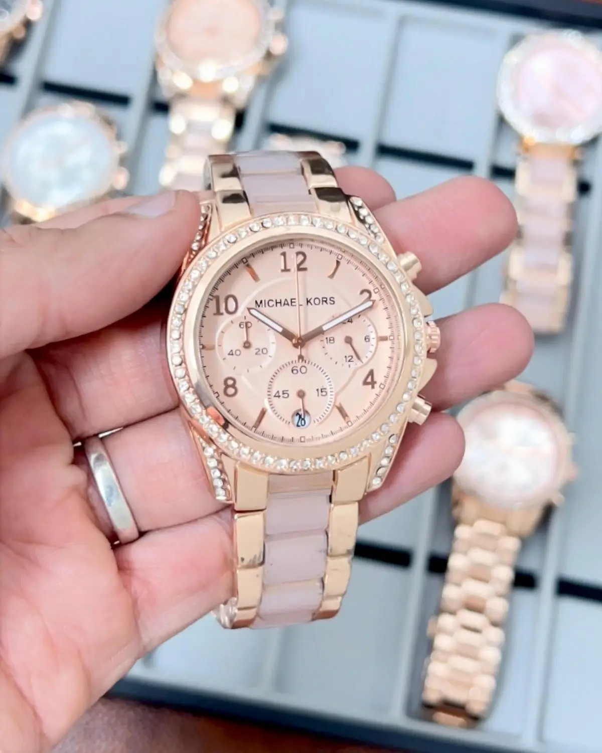 Michael Kors Blair Ceramic Chronograph (3) Michael Kors Blair Ceramic Chronograph