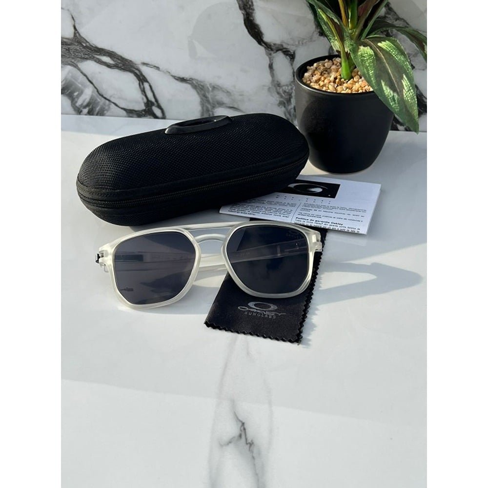 Oakley-Sunglasses-For-Men-White-Black-2.jpg