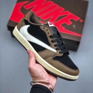 Travis Scott Air Jordan 1 Low OG Dark Mocha Semi UA