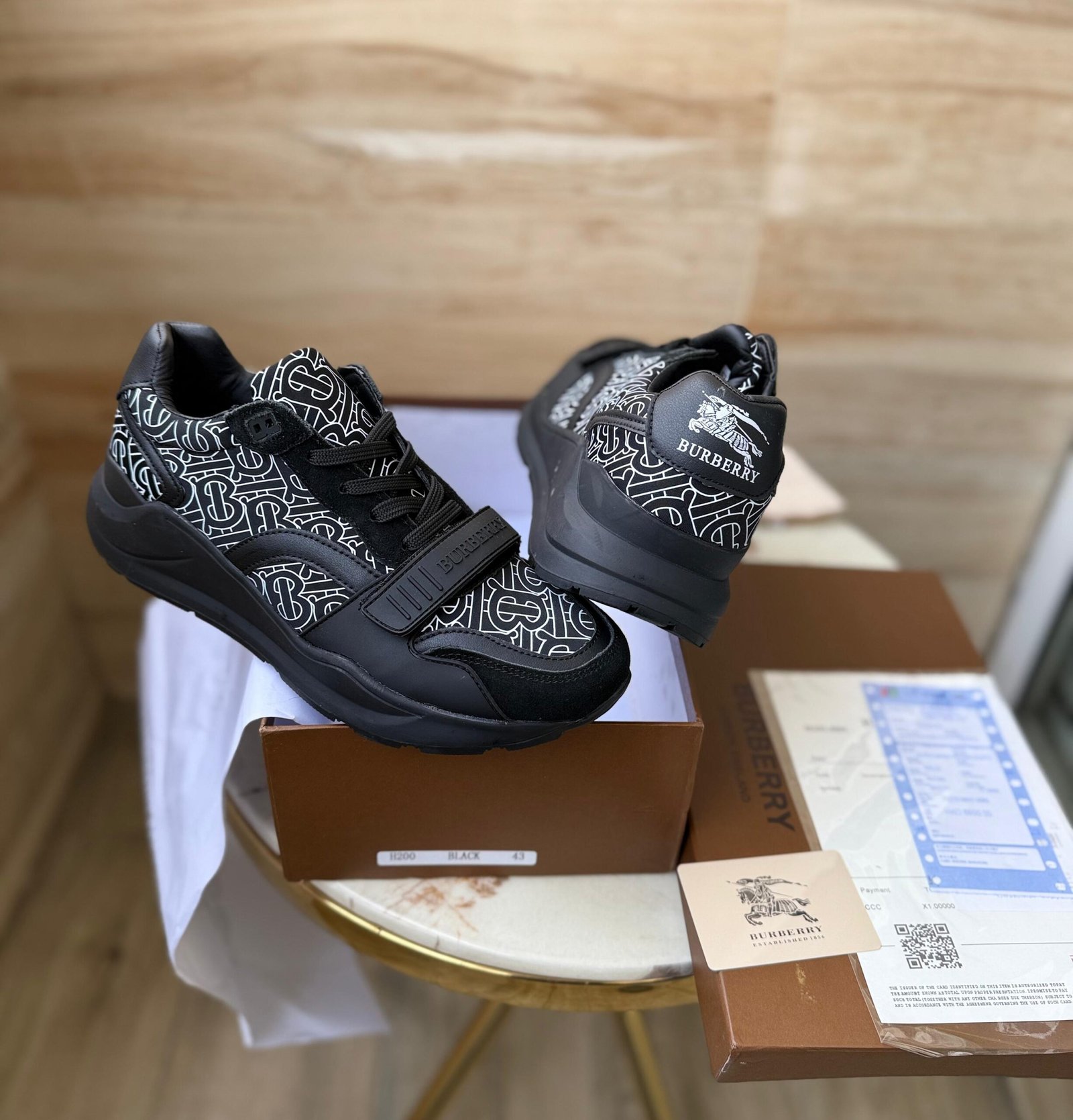 Burberry London Sneakers 7A First Copy (1) Burberry London Sneakers 7A First Copy