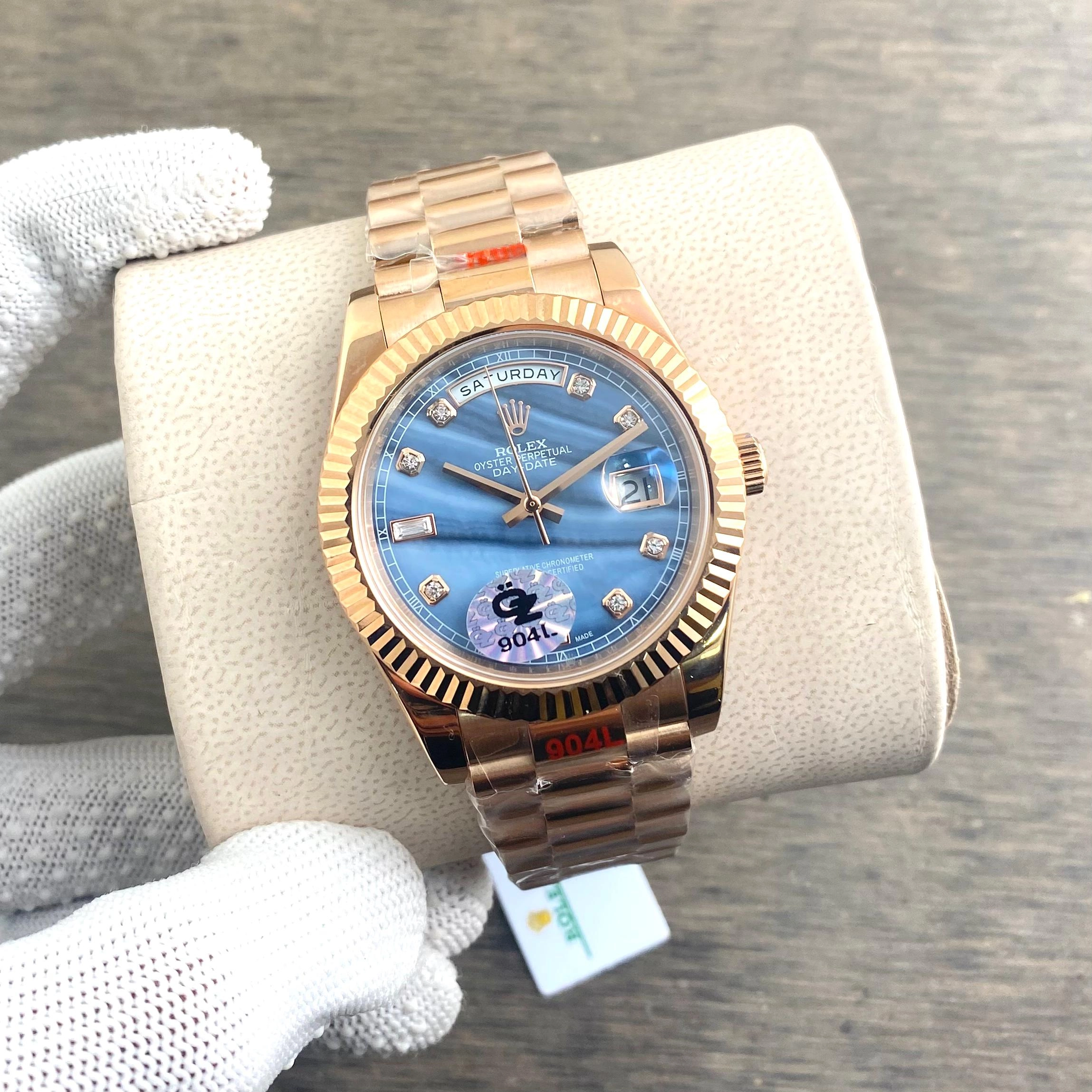 Rolex Day-Date Diamond Figer