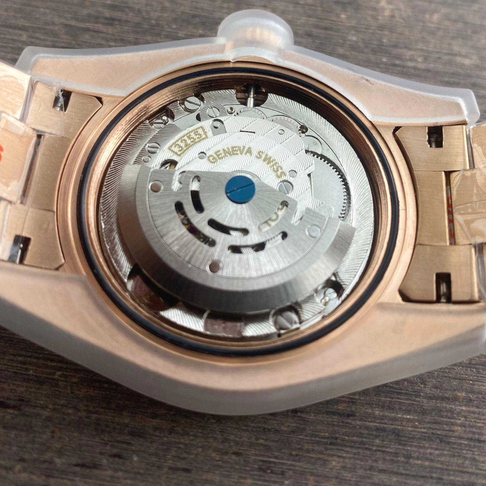 Rolex Day-Date Diamond Figer