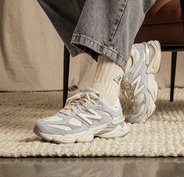 New Balance 9060 Quartz Grey (6)