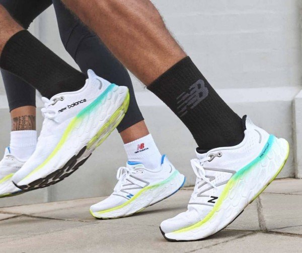 New Balance Fresh Foam More V4 (3) New Balance Fresh Foam More V4