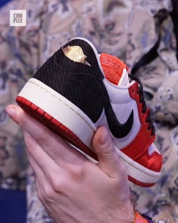 Nike Air Jordan 1 Low TROPHY ROOM Men Shoes (4) Nike Air Jordan 1 Low TROPHY ROOM Men Shoes
