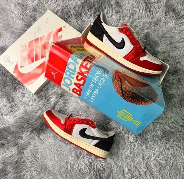 Nike Air Jordan 1 Low TROPHY ROOM Men Shoes (8)