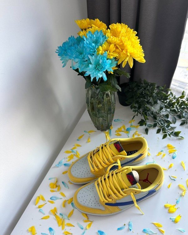 Nike Jordan Retro 1 Low Travis Scott (2)