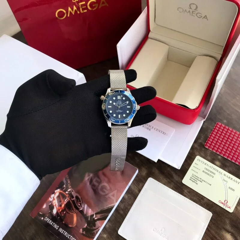 Omega-Seamaster-Diver-300M-4.webp