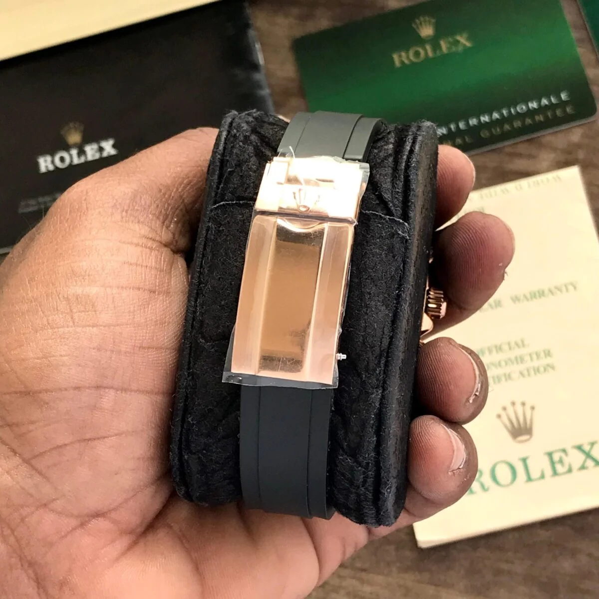 Rolex-Sky-Dweller-High-end-2.webp