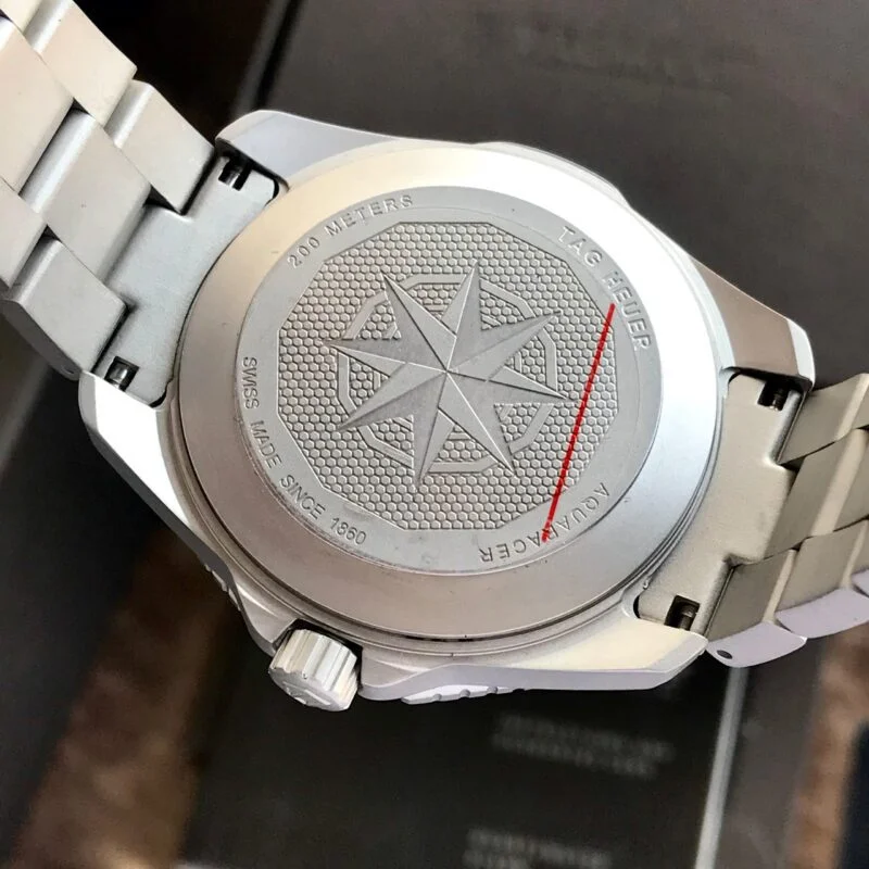 TAG-Heuer-Aquaracer-Automatic-3.webp