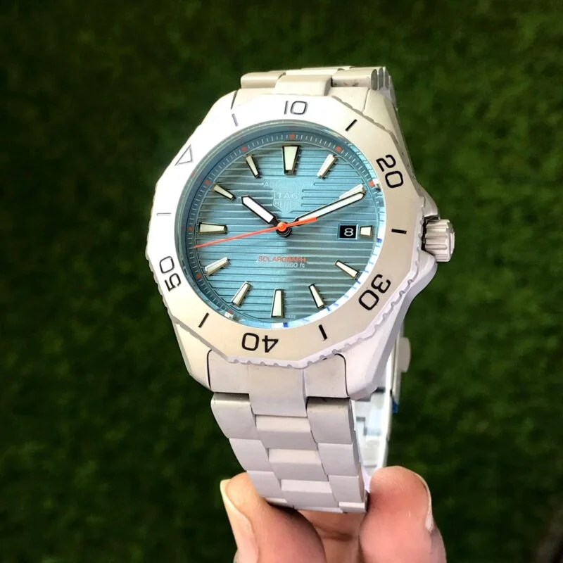 TAG-Heuer-Aquaracer-Automatic-6.webp