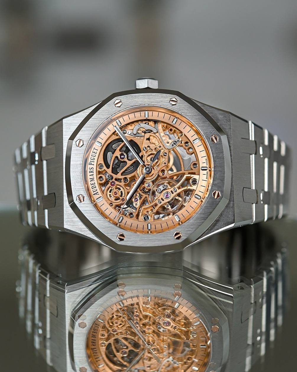 audemars-piguet-royal-oak-skeleton-salmon-2.jpg