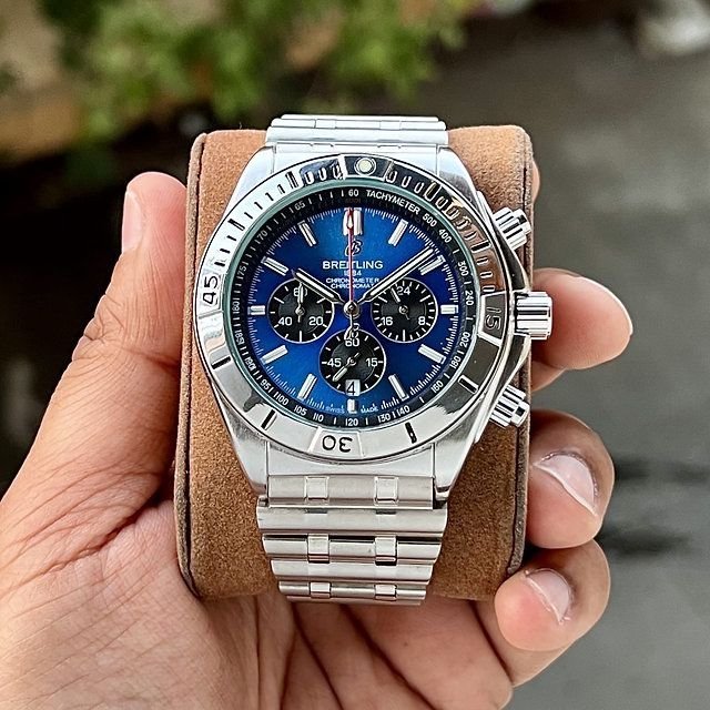 breitling-chronomat-3.jpg