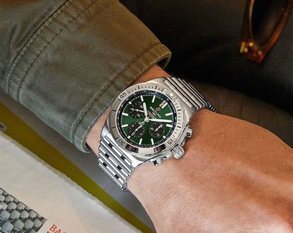breitling-chronomat-b01-042-5.jpg