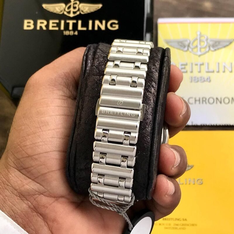 breitling-chronomat-b01-6.jpg