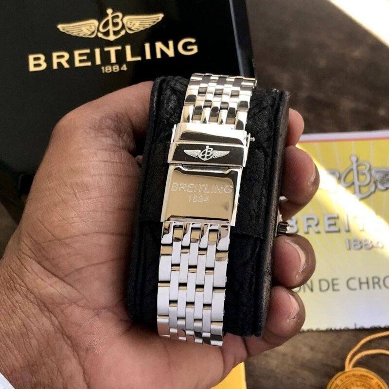 breitling-chronomat-b01-original-5.jpg