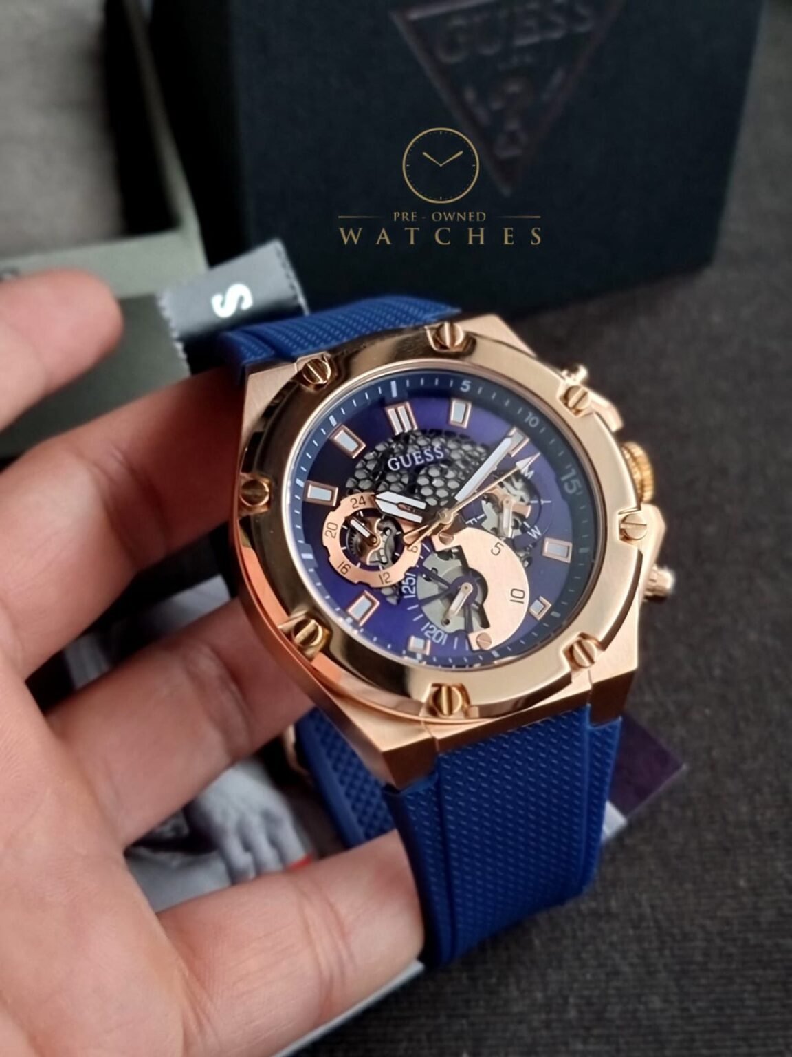 guess-gw0334g3-mens-1.jpg
