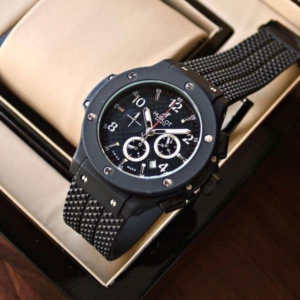 hublot-big-bang-black.jpg