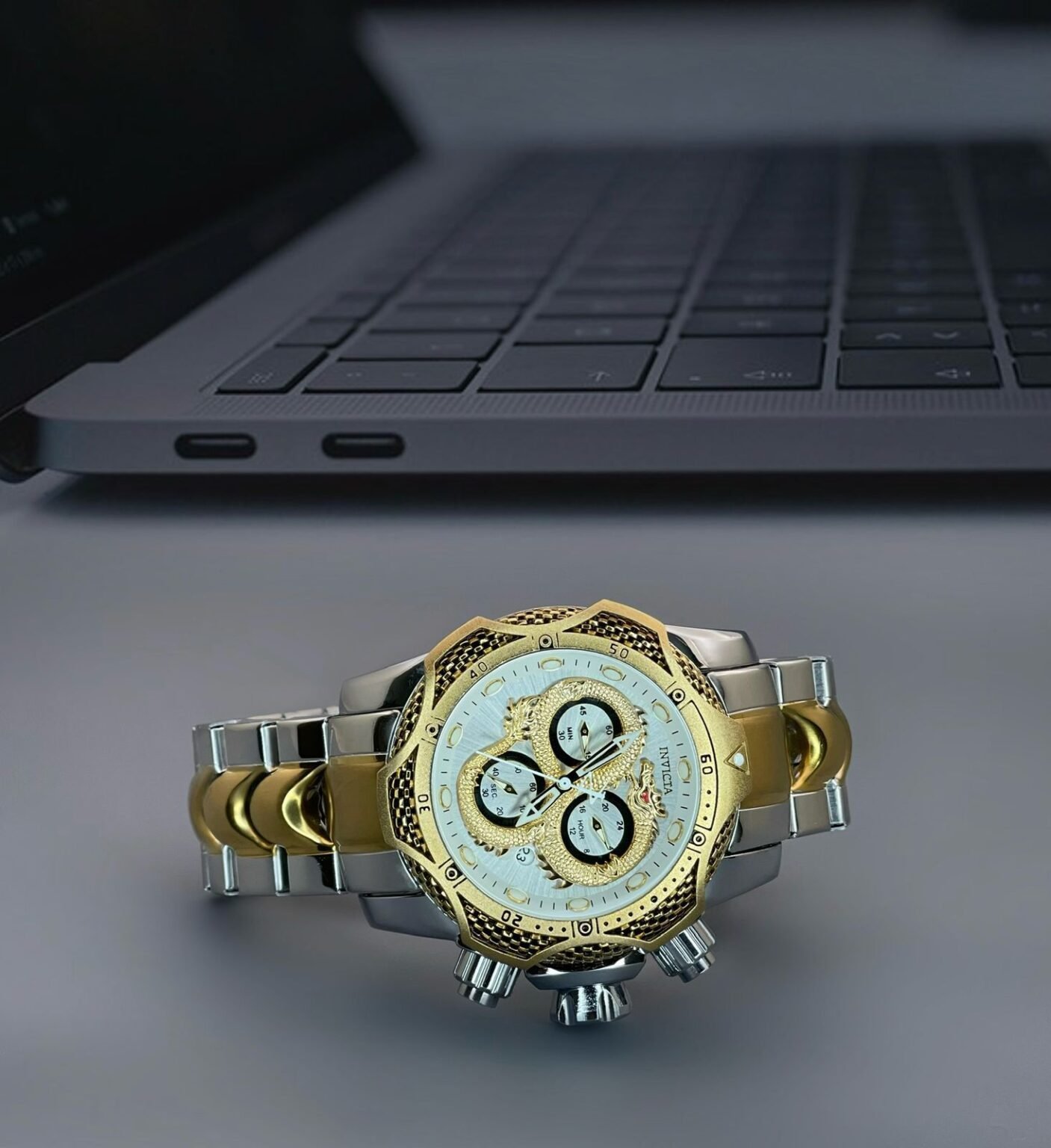 invicta-venom-chronograph-white-dial-1.jpg