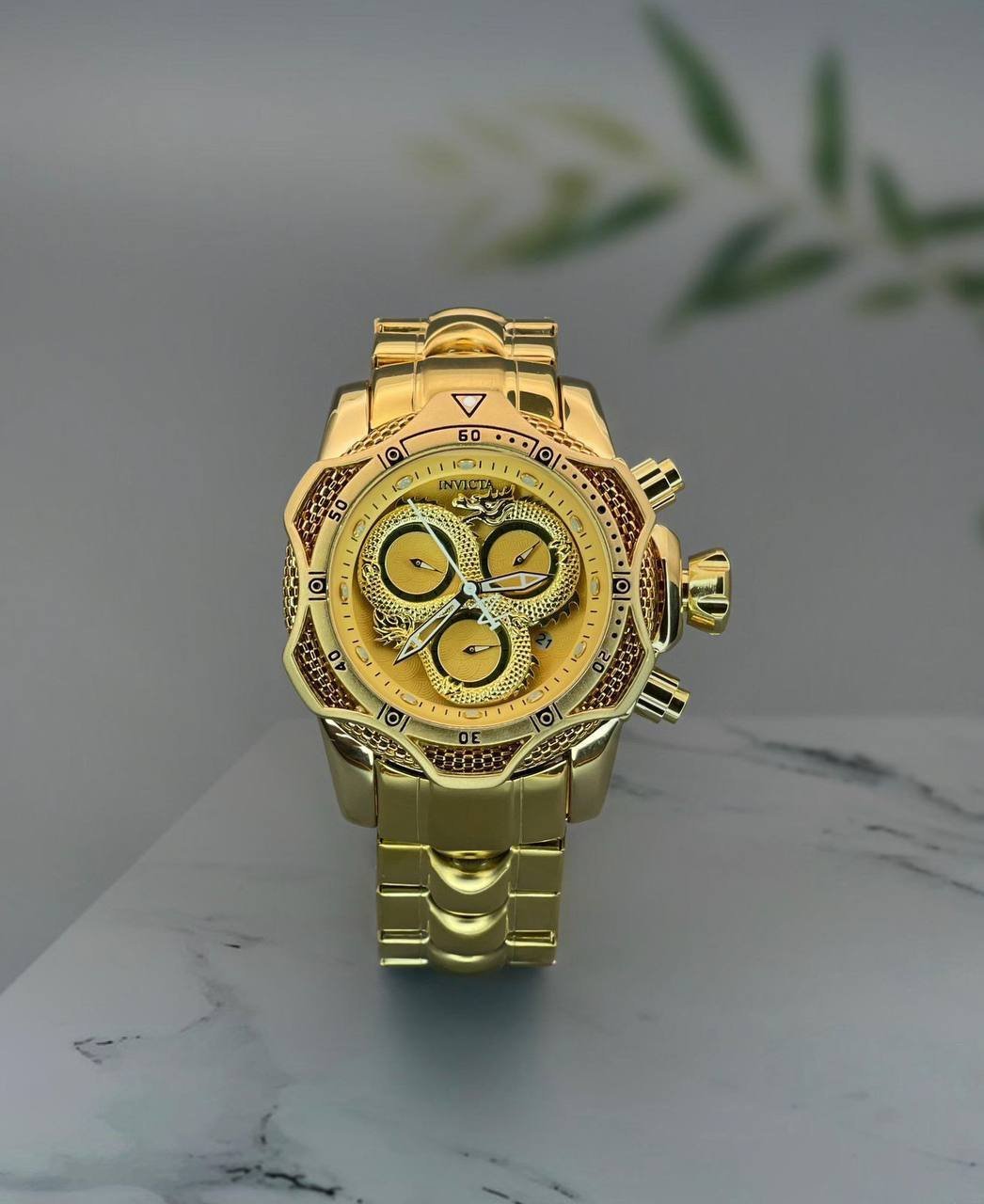 invicta-venom-chronograph.jpg