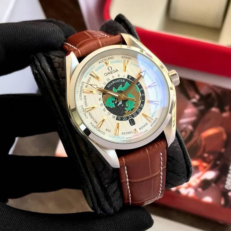 omega-seamaster-co-axial-aquatera-worldmap-1.jpg