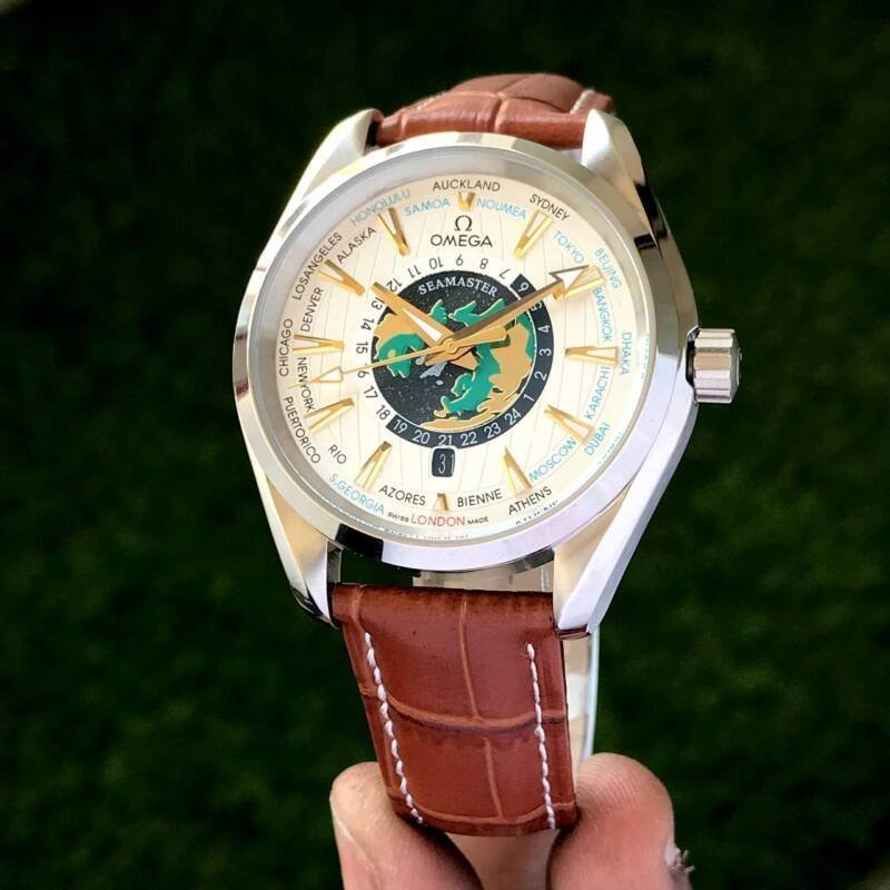 omega-seamaster-co-axial-aquatera-worldmap-2.jpg