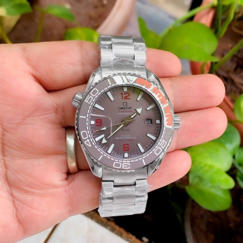 omega-seamaster-planet-ocean-2.jpg