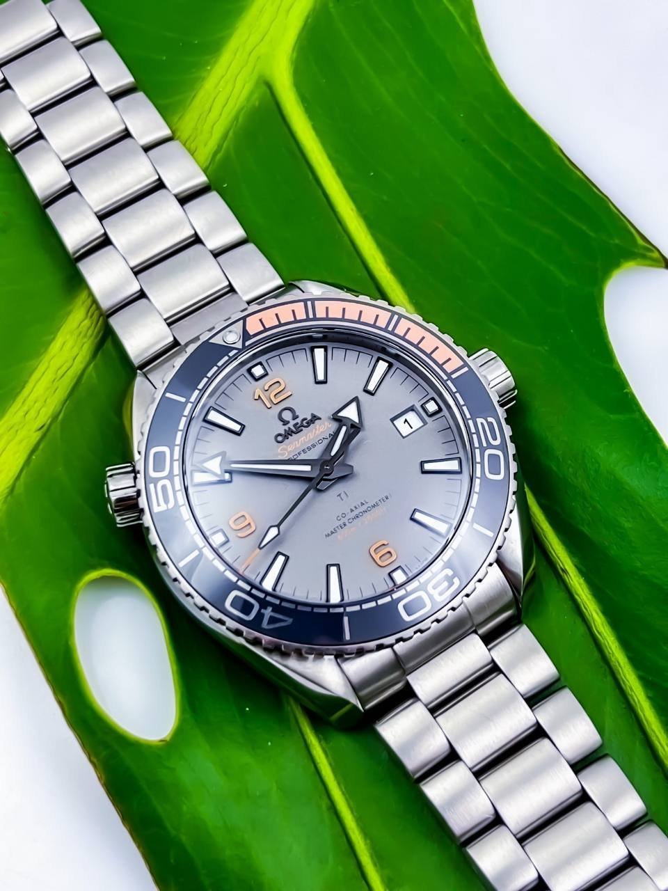 omega-seamaster-planet-ocean-3.jpg