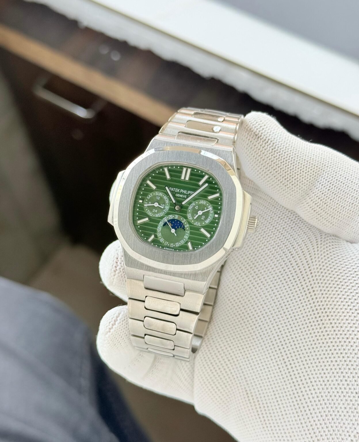patek-philippe-exclusive-nautilus-1.jpg