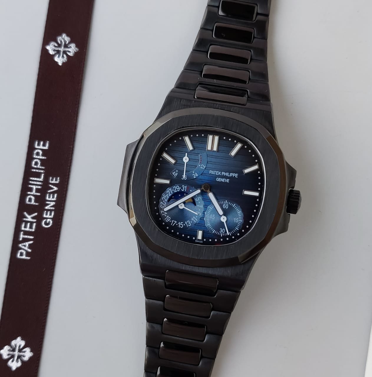 patek-philippe-nautilus-5712-mad-paris.jpg