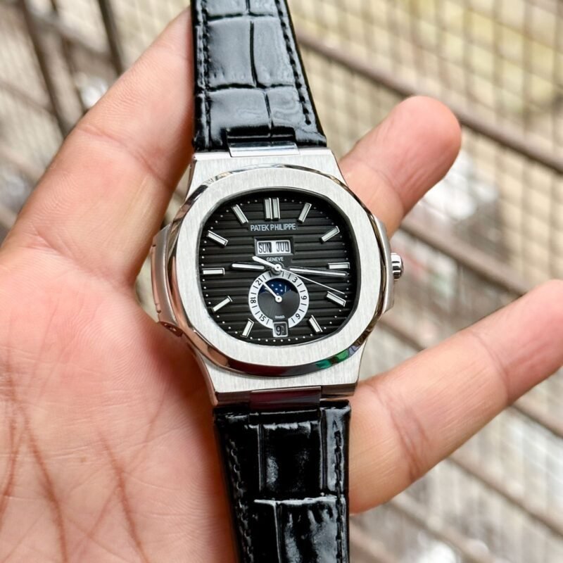 patek-philippe-nautilus-calendar-1.jpeg