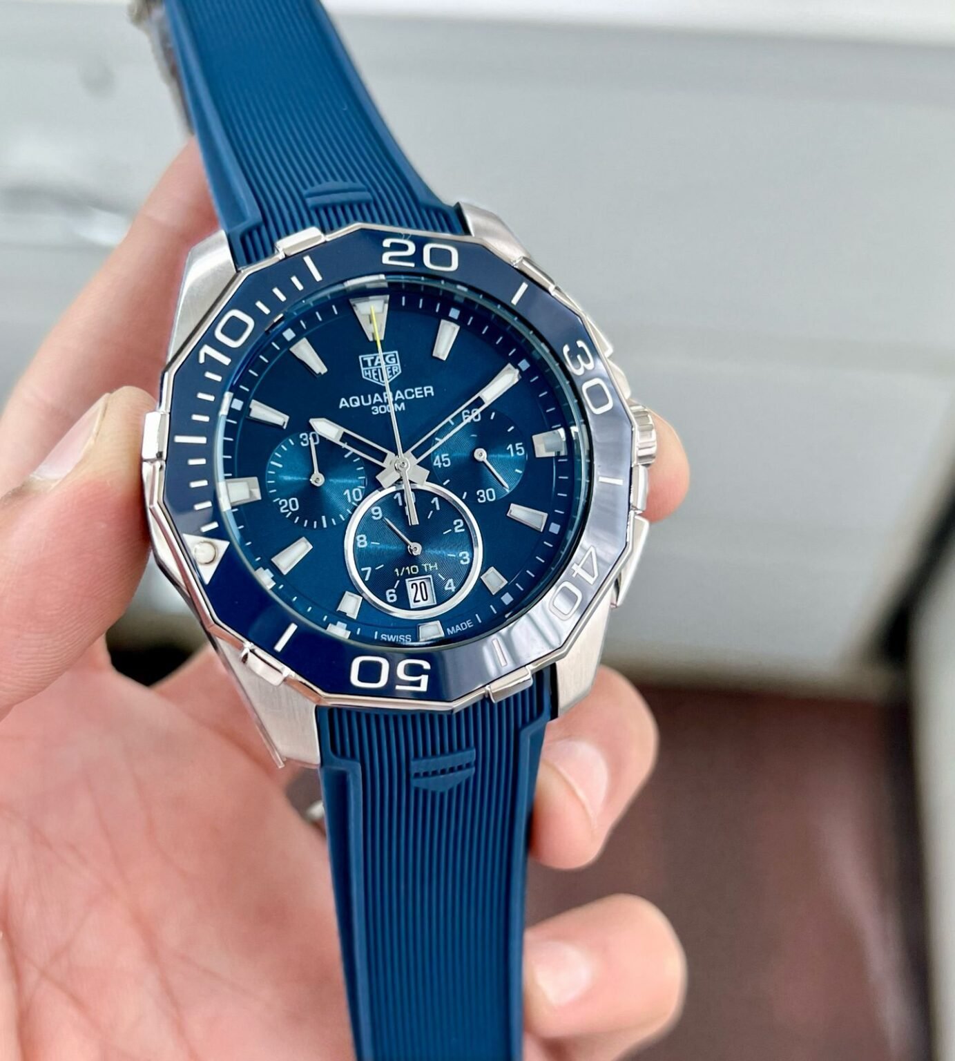 tag-heuer-aquaracer-chronograph-1.jpg