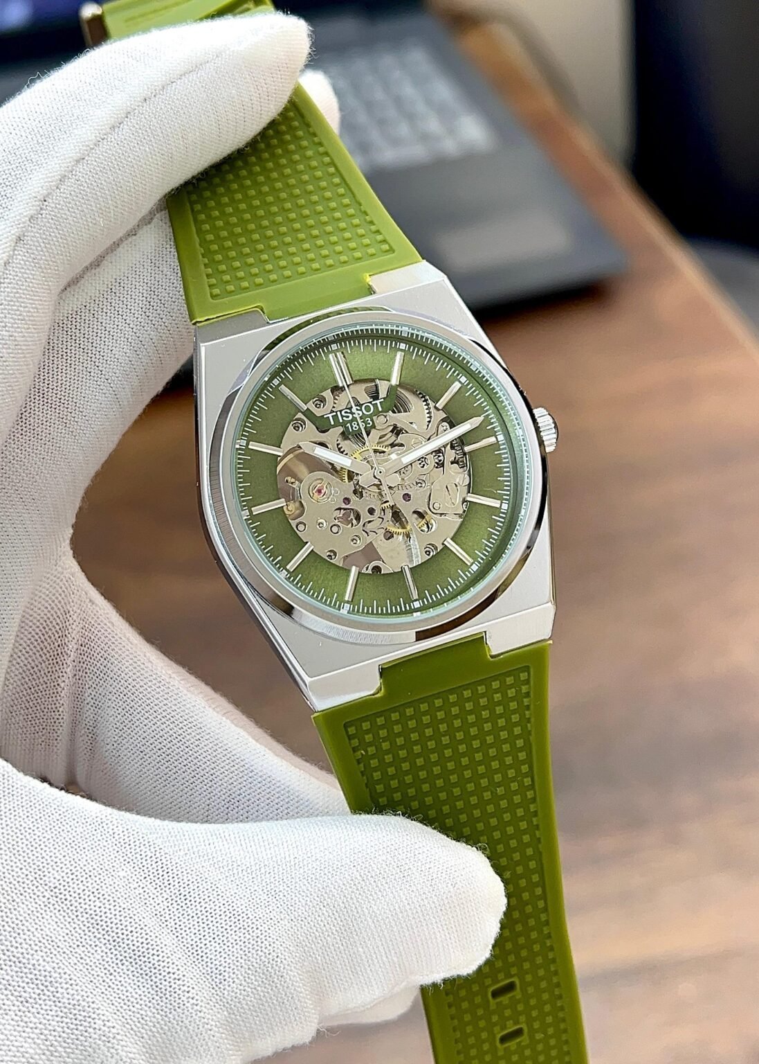 tissot-classic-premium-mechanical-prx-1.jpg