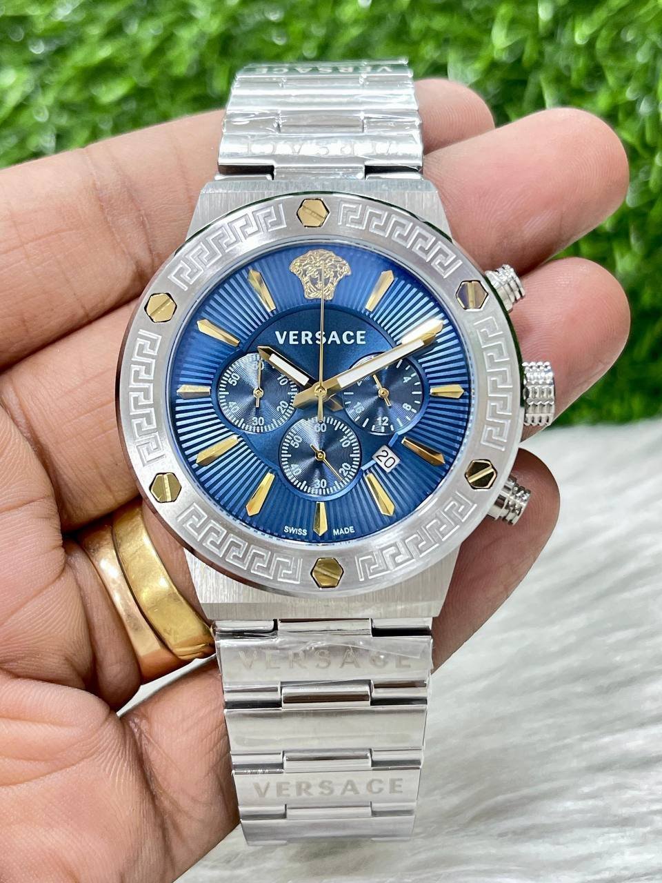 versace-silver-nxt-to-original.jpg